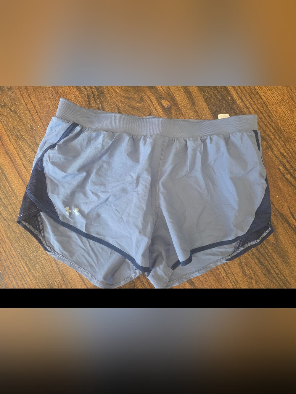 Womens Under Armour Slate Blue Athletic Shorts Size Large.